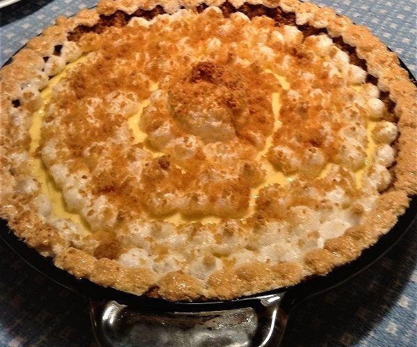 Graham Cracker Cream Pie