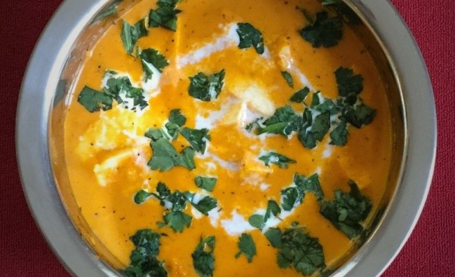 Paneer Makhani (Cottage Cheese simmered in rich creamy tomato Gravy)