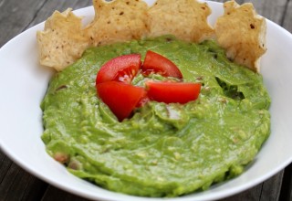 Quick Recipe for Tasty Guacamole Dip : More than a dip for your chip